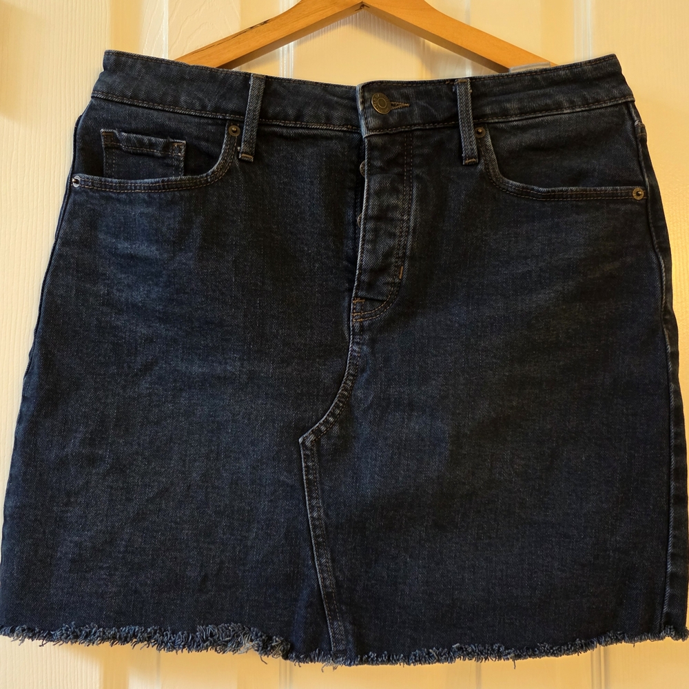 Old Navy Blue Denim Mini Skirt Women's Size 8